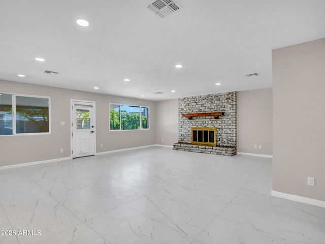 297 S HACIENDA Circle, Litchfield Park, AZ 85340