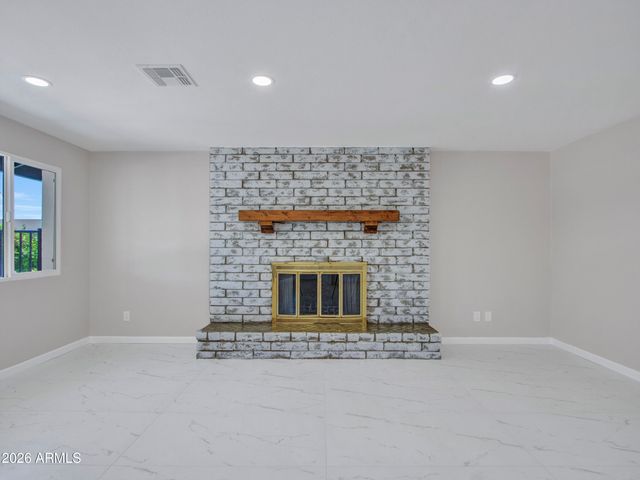 297 S HACIENDA Circle, Litchfield Park, AZ 85340