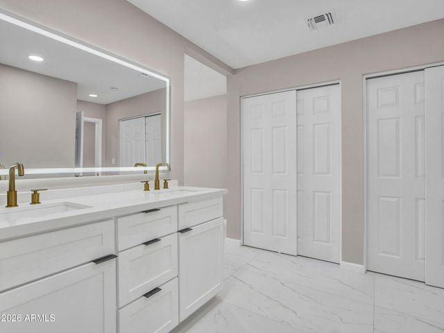 297 S HACIENDA Circle, Litchfield Park, AZ 85340