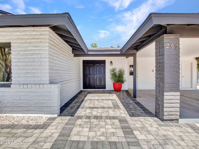 297 S HACIENDA Circle, Litchfield Park, AZ 85340