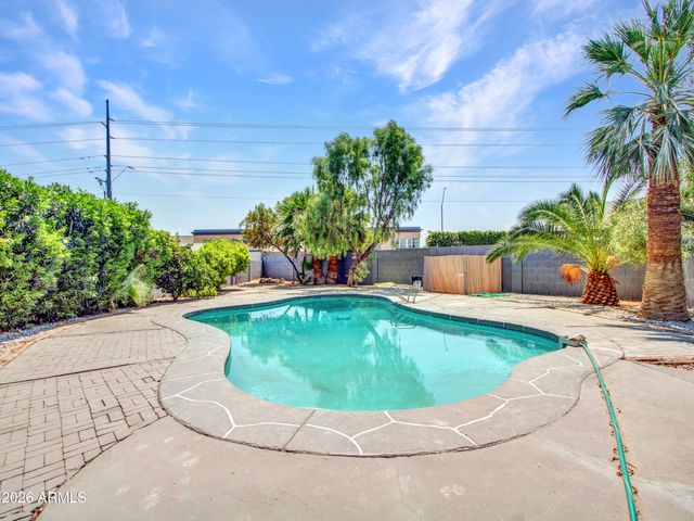 297 S HACIENDA Circle, Litchfield Park, AZ 85340