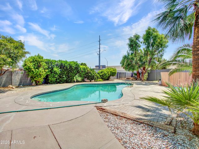 297 S HACIENDA Circle, Litchfield Park, AZ 85340