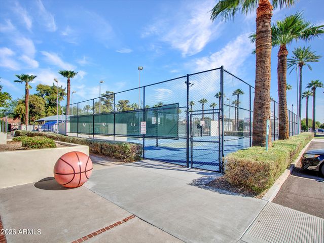 297 S HACIENDA Circle, Litchfield Park, AZ 85340