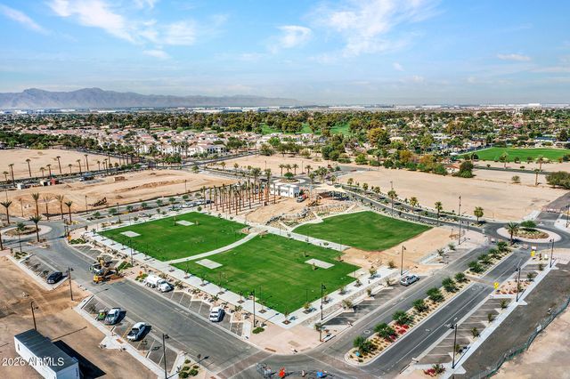 297 S HACIENDA Circle, Litchfield Park, AZ 85340