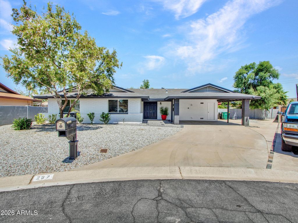 297 S HACIENDA Circle, Litchfield Park, AZ 85340
