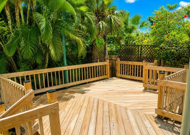 1424 S PALMWAY, Lake Worth Beach, FL 33460