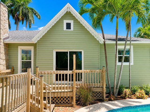 1424 S PALMWAY, Lake Worth Beach, FL 33460