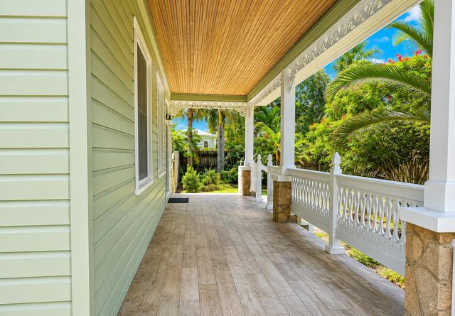 1424 S PALMWAY, Lake Worth Beach, FL 33460