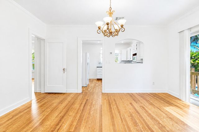 1424 S PALMWAY, Lake Worth Beach, FL 33460