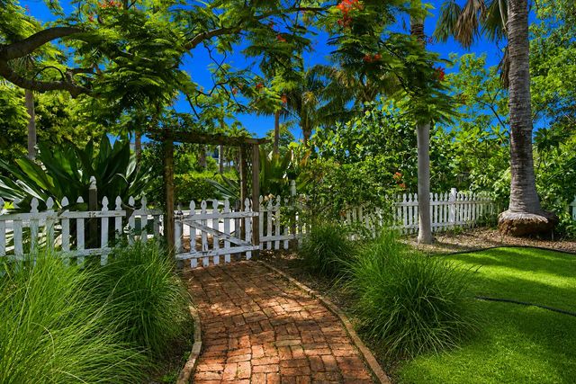 1424 S PALMWAY, Lake Worth Beach, FL 33460