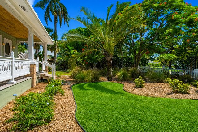 1424 S PALMWAY, Lake Worth Beach, FL 33460
