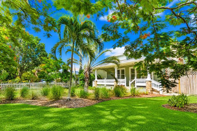 1424 S PALMWAY, Lake Worth Beach, FL 33460