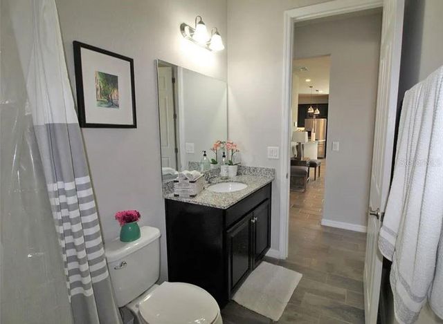 1049 MULTIFLORA LOOP, Lutz, FL 33558