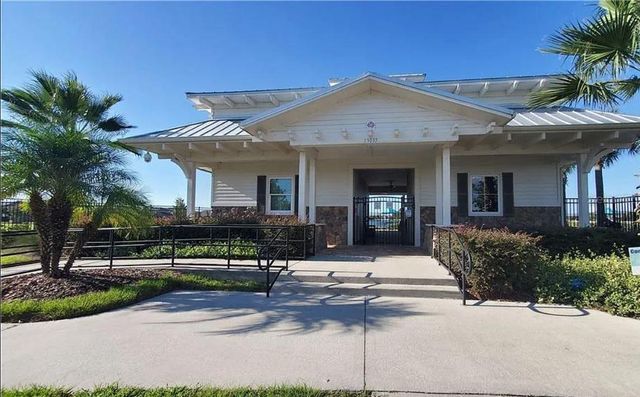 1049 MULTIFLORA LOOP, Lutz, FL 33558