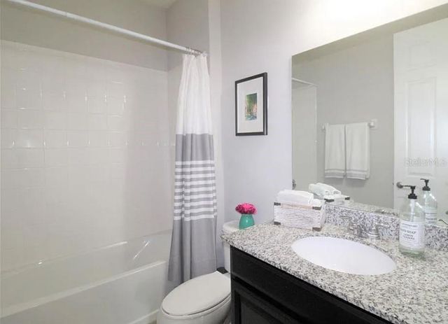 1049 MULTIFLORA LOOP, Lutz, FL 33558