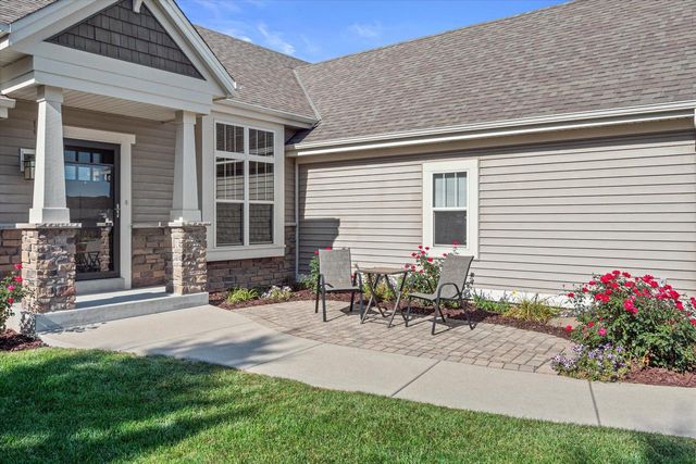 3906 Crystal LANE, Waukesha, WI 53189