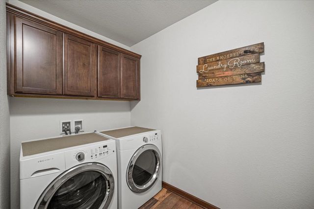 3906 Crystal LANE, Waukesha, WI 53189