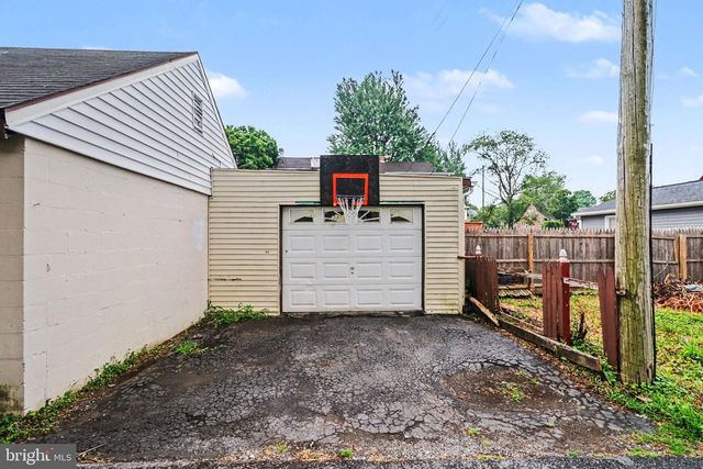 523 E WALNUT ST, Lebanon, PA 17042
