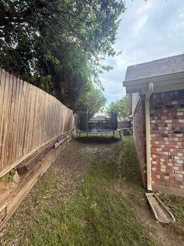 4653 Goldrock Drive, Fort Worth, TX 76137
