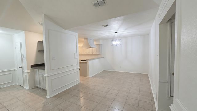 215 Mountainview Drive, Hurst, TX 76054