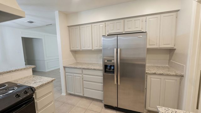 215 Mountainview Drive, Hurst, TX 76054