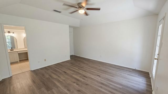 215 Mountainview Drive, Hurst, TX 76054
