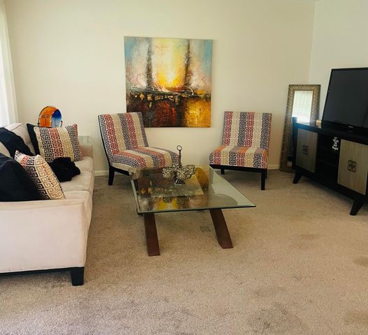 624 SNUG HARBOR Drive B7, Boynton Beach, FL 33435