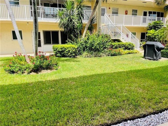 624 SNUG HARBOR Drive B7, Boynton Beach, FL 33435