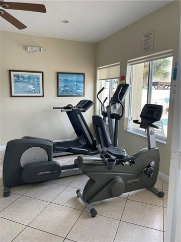 624 SNUG HARBOR Drive B7, Boynton Beach, FL 33435