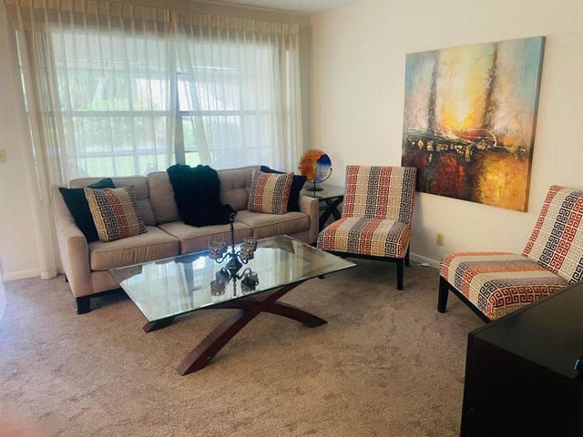 624 SNUG HARBOR Drive B7, Boynton Beach, FL 33435