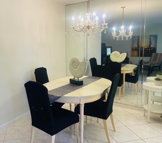 624 SNUG HARBOR Drive B7, Boynton Beach, FL 33435