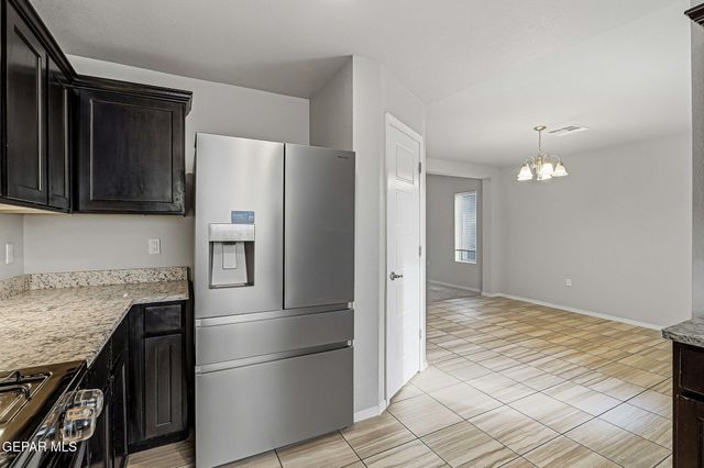 11588 Flor Sereno Place, Socorro, TX 79927