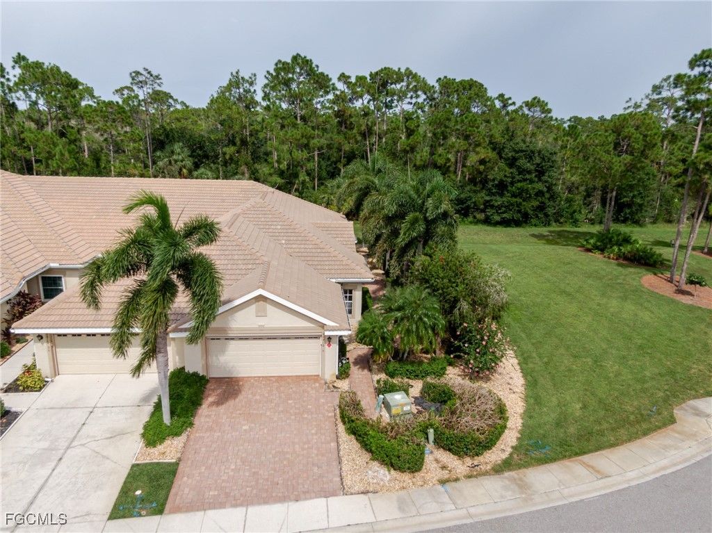 20910 Calle Cristal LN 4, North Fort Myers, FL 33917