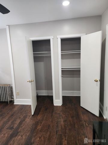 196 W End W Avenue, Newark, NJ 07106