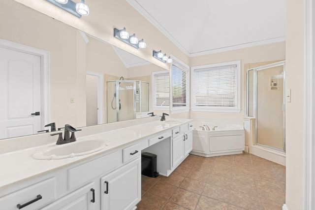 564 FERN MEADOW CV, Cordova, TN 38018