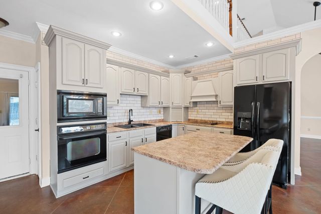 564 FERN MEADOW CV, Cordova, TN 38018