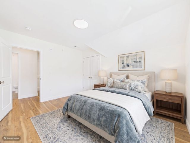 1 Pleasant Street 302, Cohasset, MA 02025
