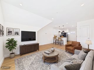 1 Pleasant Street 302, Cohasset, MA 02025