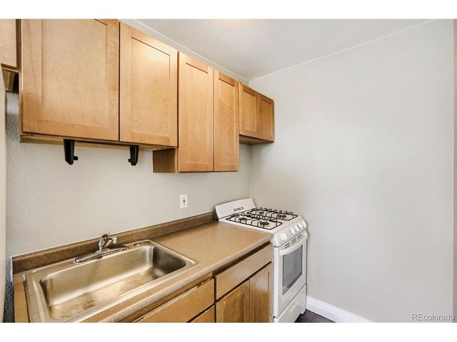 1196 N Grant St 305, Denver, CO 80203