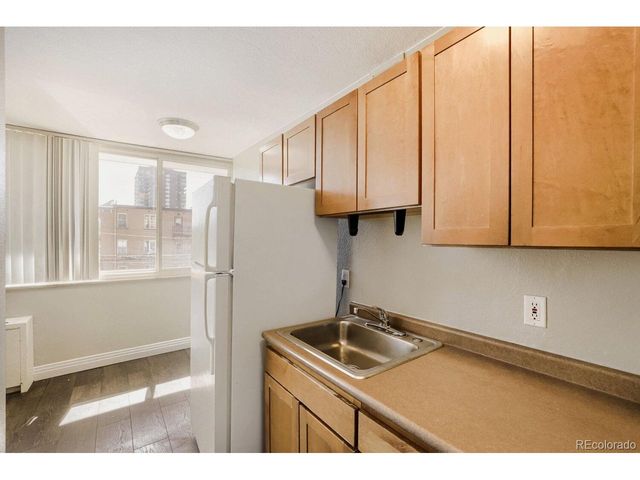 1196 N Grant St 305, Denver, CO 80203