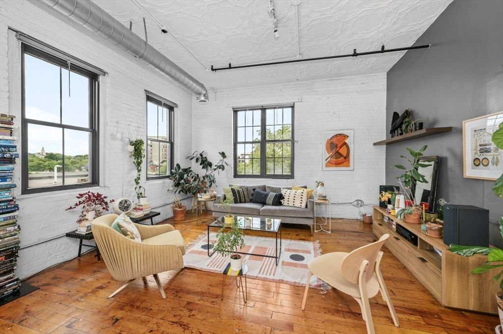 10 Williams St 44, Boston, MA 02119