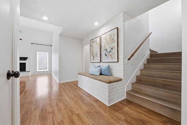 518 Rozelle Avenue, Sugar Land, TX 77498