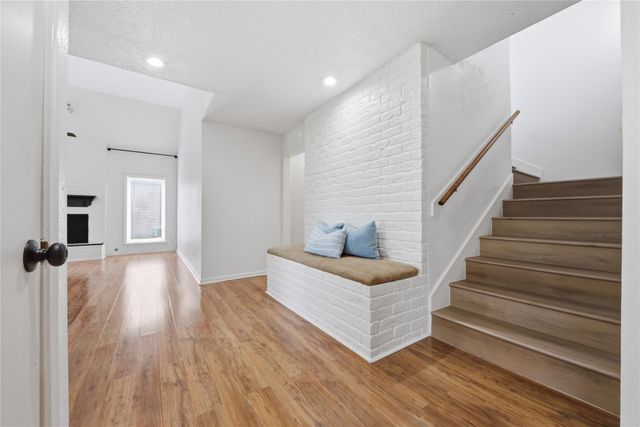 518 Rozelle Avenue, Sugar Land, TX 77498
