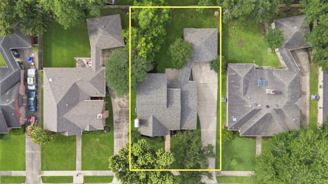 518 Rozelle Avenue, Sugar Land, TX 77498