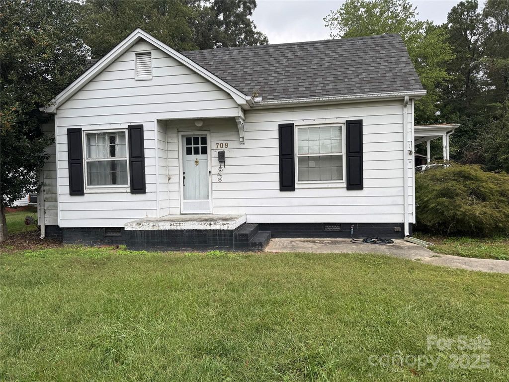 709 E Main Street, Cherryville, NC 28021