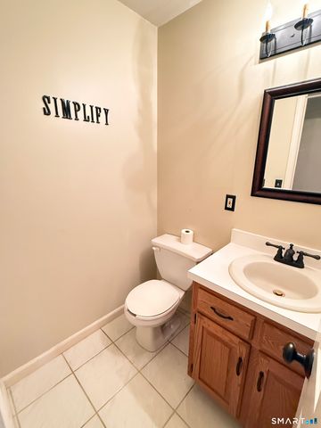 26 Geraldine Drive, Naugatuck, CT 06770