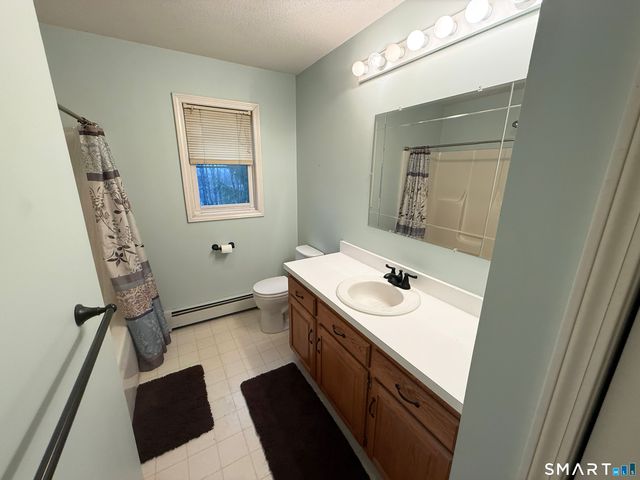 26 Geraldine Drive, Naugatuck, CT 06770