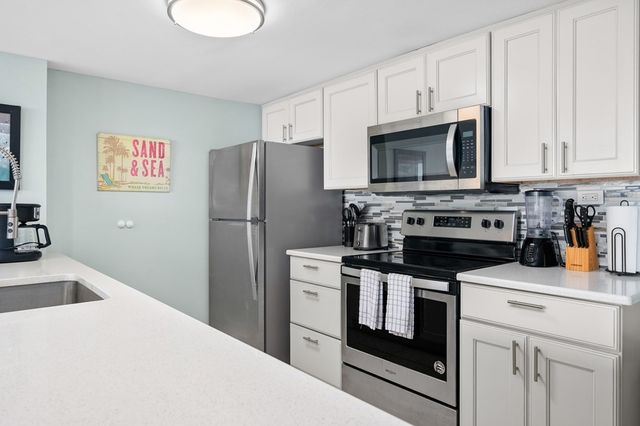 1021 S Water St. 312, Rockport, TX 78382