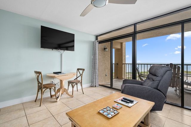 1021 S Water St. 312, Rockport, TX 78382