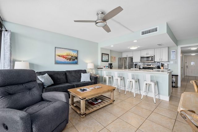 1021 S Water St. 312, Rockport, TX 78382